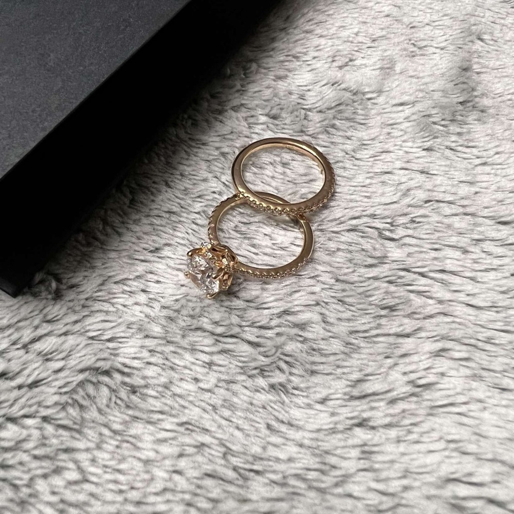 Brand new engagement rings from Forever Companies Nexus Diamond, never worn